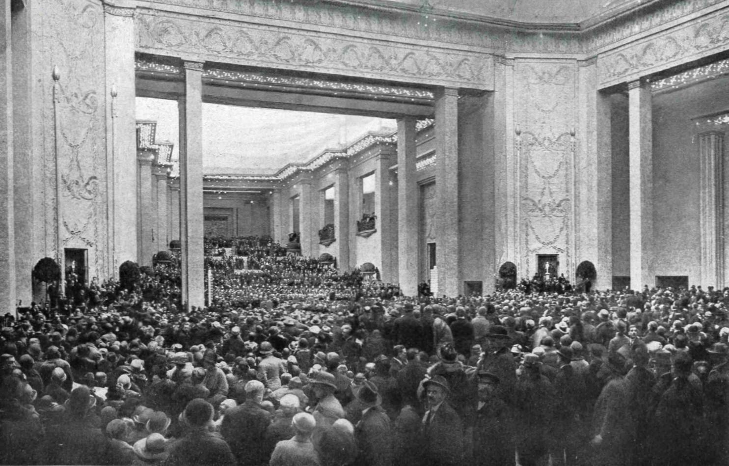 L'ENSEIGNEMENT  ARTISTIQUE ET ・・EN 1925 1925, l'année des « arts déco » - Bibliothèques spécialisées