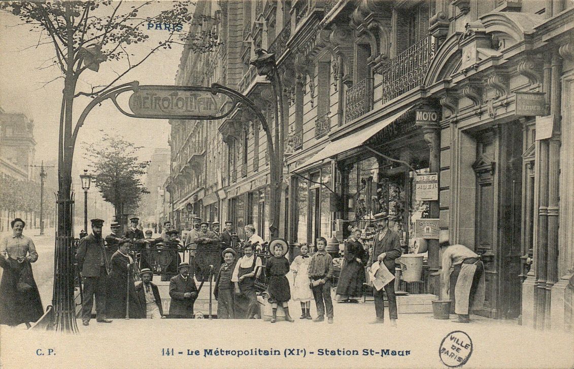 Les cartes postales anciennes de Paris - Bibliothèques spécialisées et ...